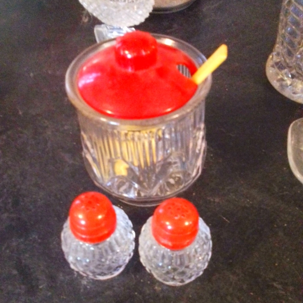 Vintage salt, pepper and sugar set